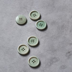 Dish Corozo Knopf SOFT MINT 25 mm Meet Milk